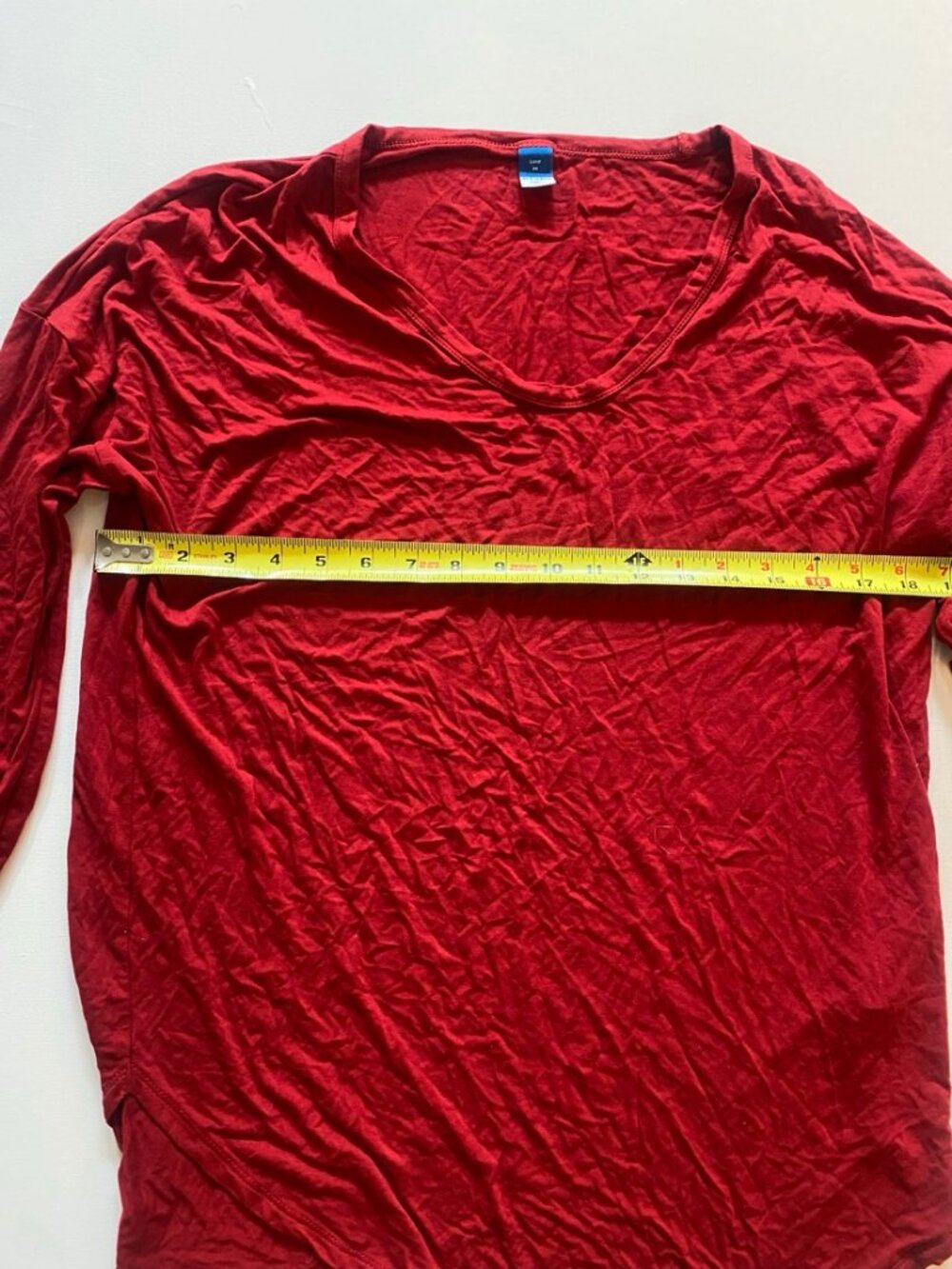 Old Navy Luxe Women's Long Sleeve V-Neck Tee - Rust Red - Size M